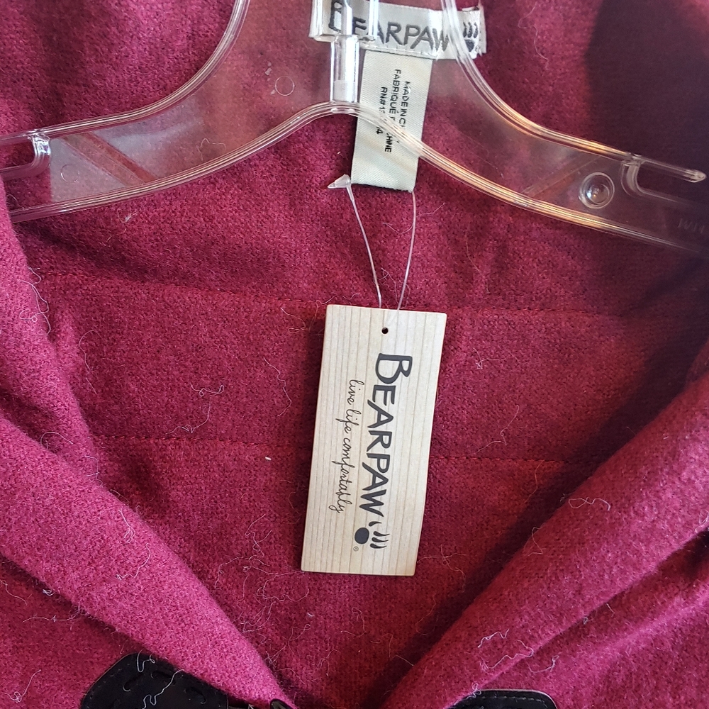 Bearpaw Women's Burgundy Patterned Fringe Poncho - Picture 2 of 4